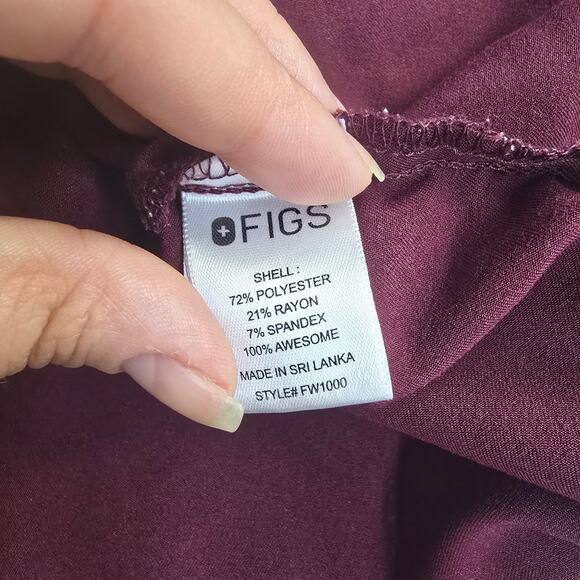 Figs Burgundy Scrub Set - Picture 8 of 11